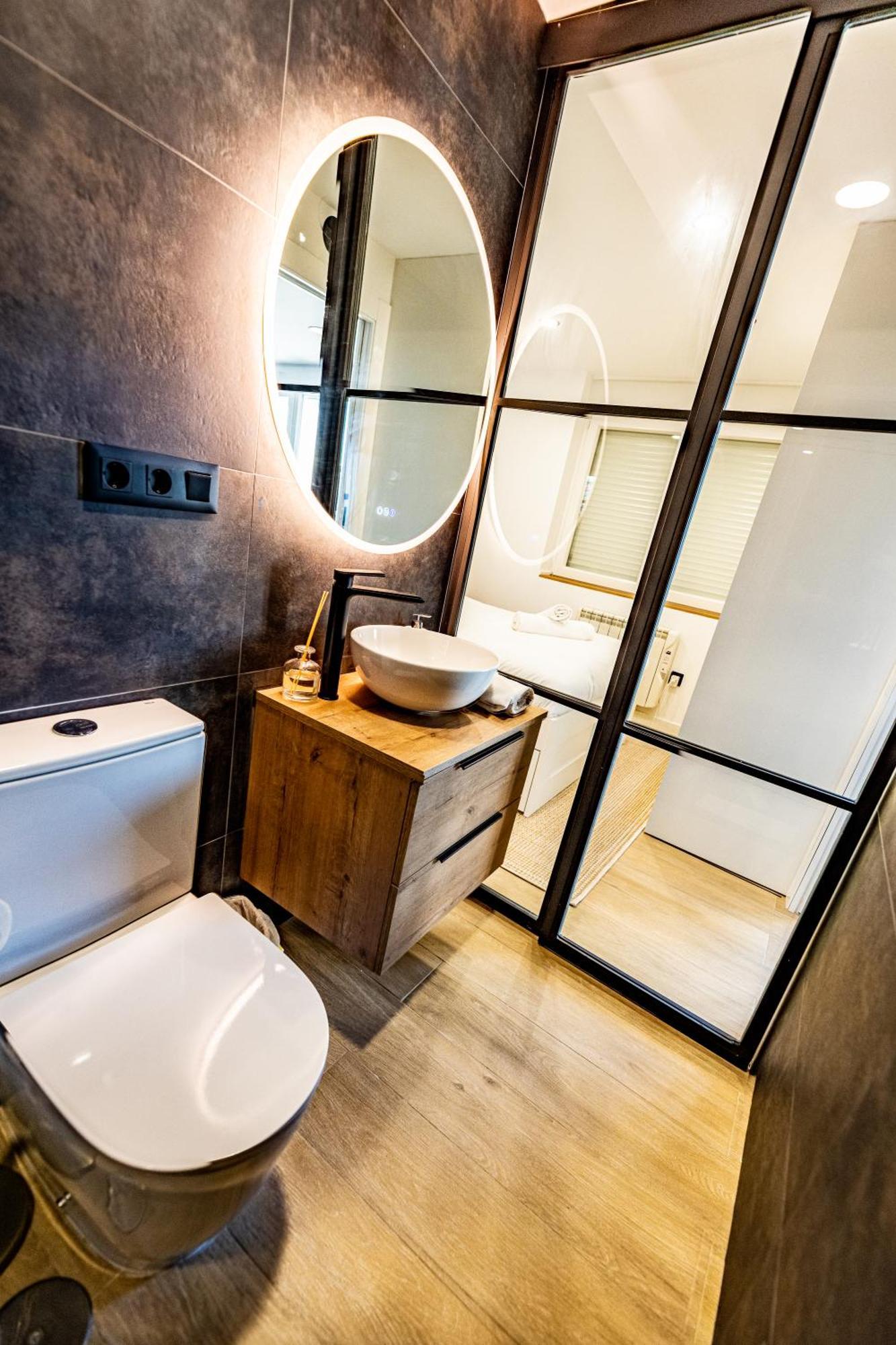 Appartement Luxury Refurnished With Private Parking Close To Slopes