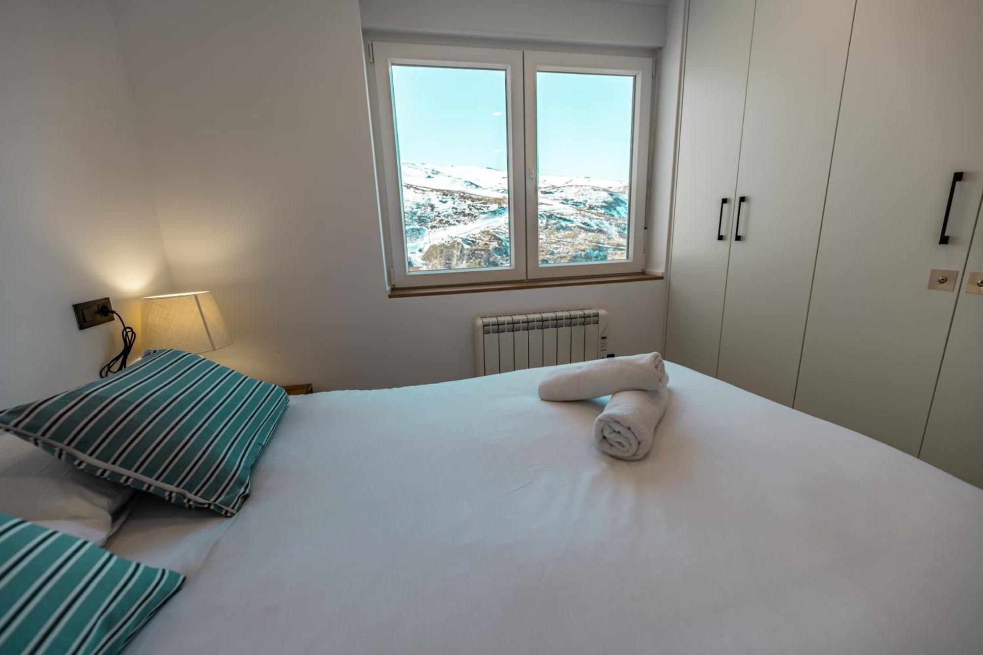 Apartment Luxury Refurnished With Private Parking Close To Slopes